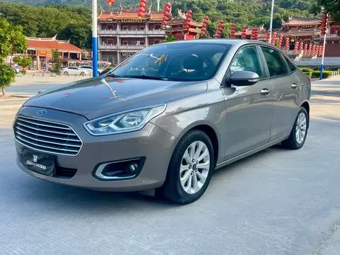 Ford Escort 2015