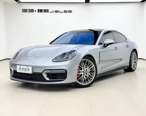 Porsche Panamera 2021 — фото 1