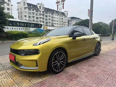 Lynk & Co 03 2022
