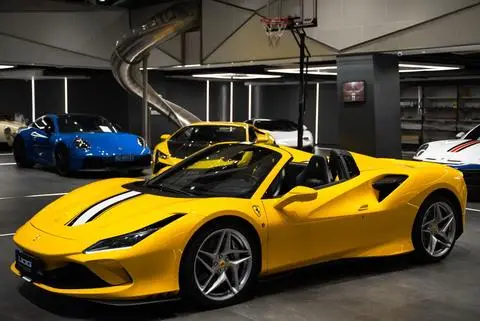 Ferrari F8 2020