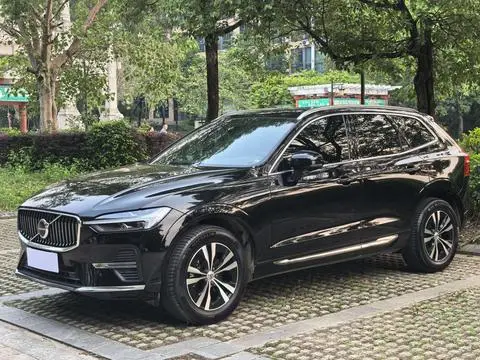 Volvo XC60 2022