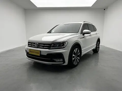 Volkswagen Tiguan L 2021