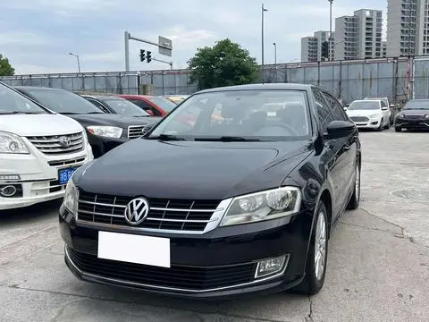 Volkswagen Lavida 2013