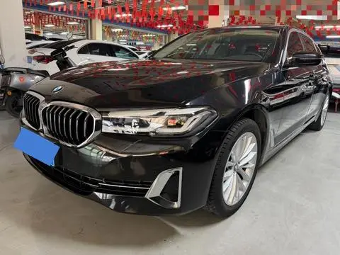 BMW 5 Series 2022 — фото 1