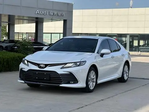 Toyota Camry 2021