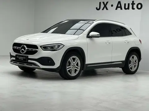 Mercedes-Benz GLA 2020