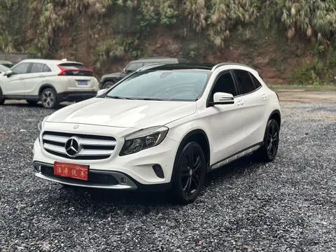 Mercedes-Benz GLA 2016