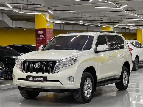 Toyota Prado 2014 — фото 1