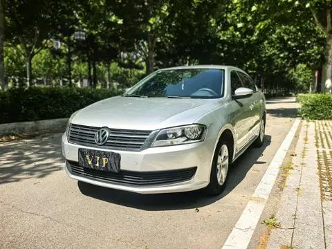 Volkswagen Lavida 2013