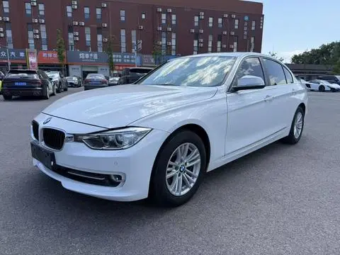 BMW 3 Series 2014 — фото 1
