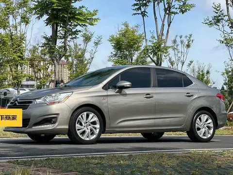 Citroën C4L 2013 — фото 1