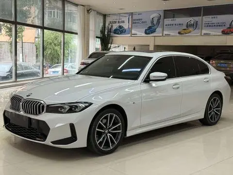 BMW 3 Series 2023 — фото 1