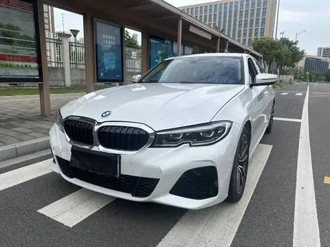 BMW 3 Series 2021
