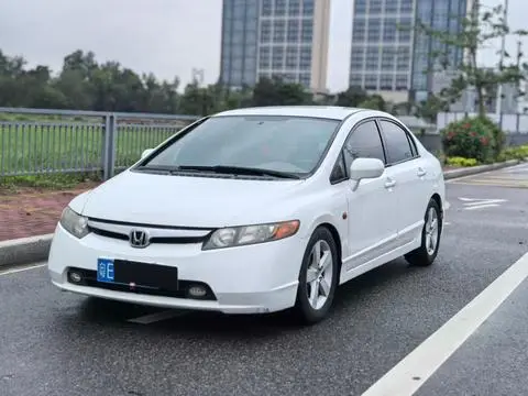 Honda Civic 2006 — фото 1