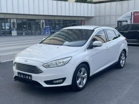 Ford Focus 2017 — фото 1