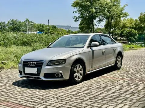 Audi A4L 2011