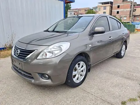Nissan 阳光 2011