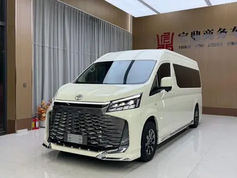 Toyota Hiace 2024