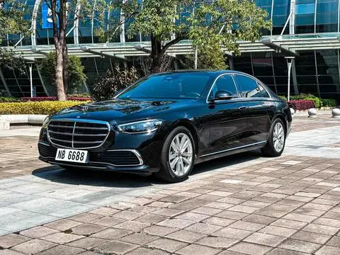 Mercedes-Benz S-Class 2023