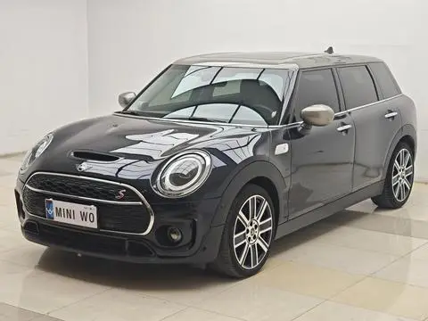 MINI CLUBMAN 2022 — фото 1