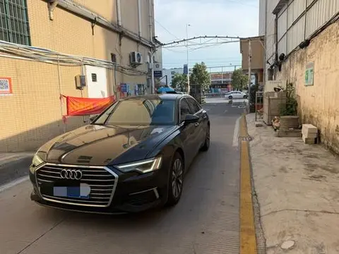 Audi A6L 2022