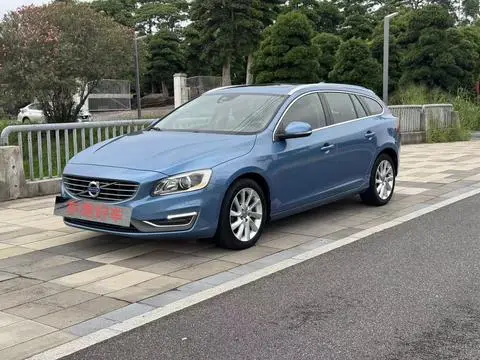 Volvo V60 2015