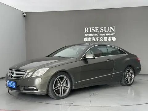 Mercedes-Benz E-Class 2009
