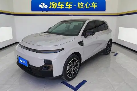 Leapmotor B10 2025