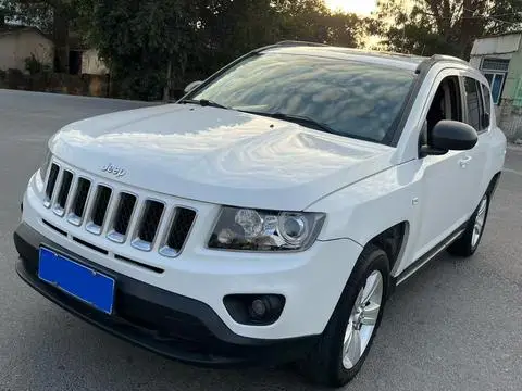 Jeep 指南者 2013