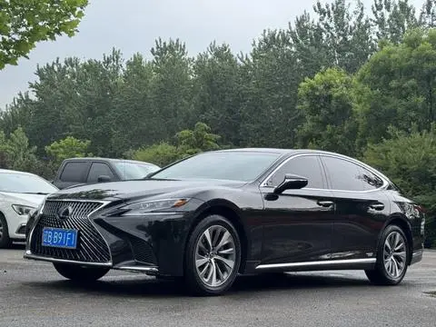 Lexus LS 2018