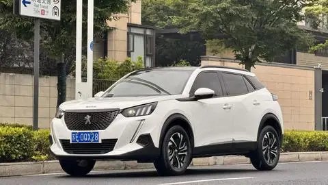 Peugeot 2008 2022