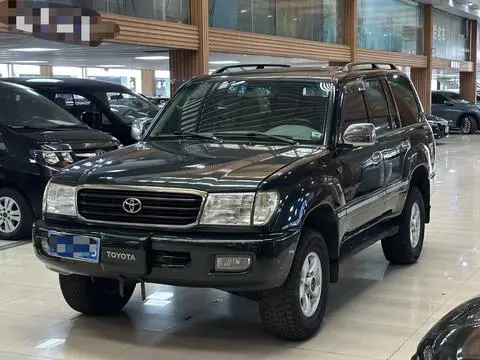 Toyota 兰德酷路泽 2003