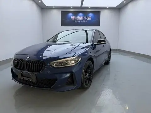 BMW 1 Series 2021 — фото 1