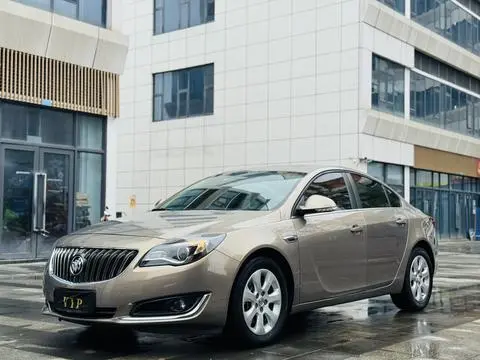 Buick Regal 2015 — фото 1