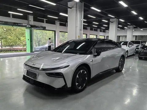 XPeng 小鹏P7+ 2024