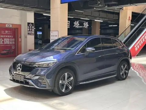 Mercedes-Benz EQE SUV 2023