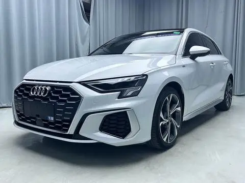 Audi A3 2023 — фото 1