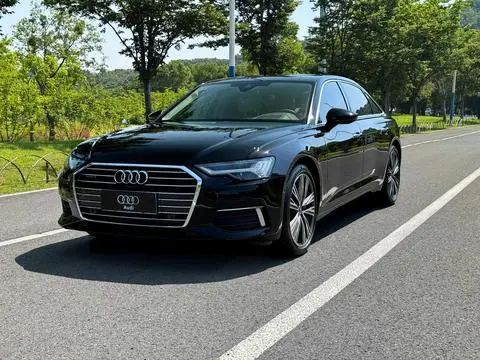 Audi A6L 2022