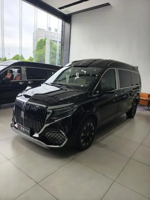 Mercedes-Benz V-Class 2024