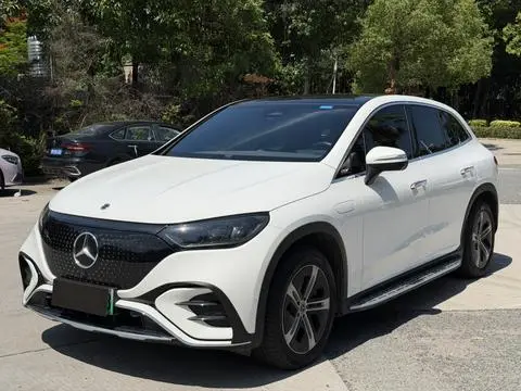 Mercedes-Benz EQE SUV 2024