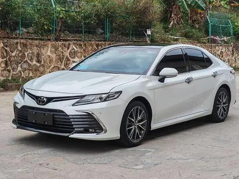 Toyota Camry 2021