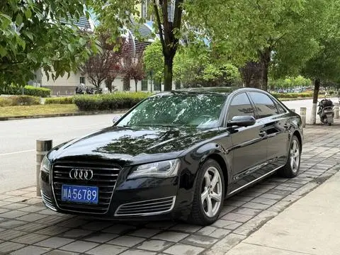 Audi A8 2013
