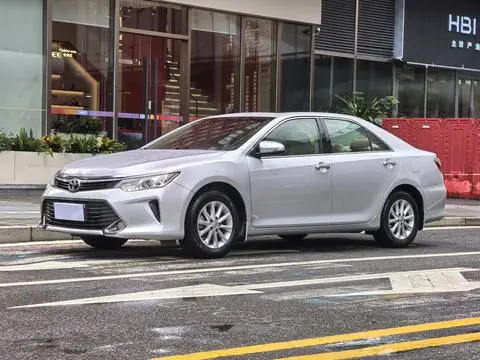 Toyota Camry 2015