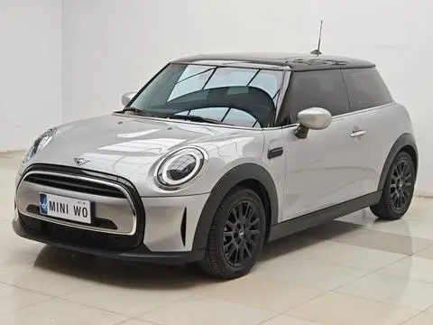 MINI MINI 2023