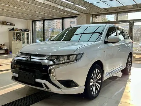 Mitsubishi 欧蓝德 2021