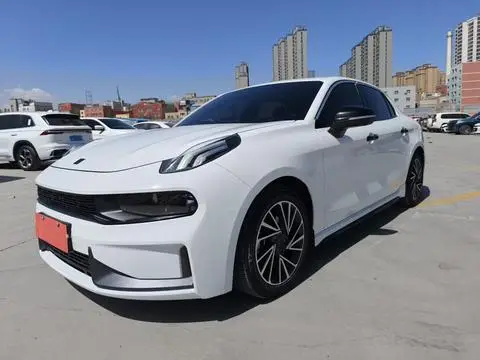 Lynk & Co 03 2022