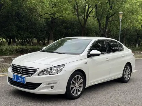 Peugeot 408 2016
