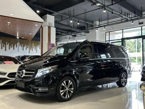 Mercedes-Benz V-Class 2016