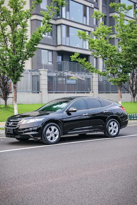 Honda 歌诗图 2011