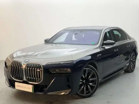 BMW i7 2023